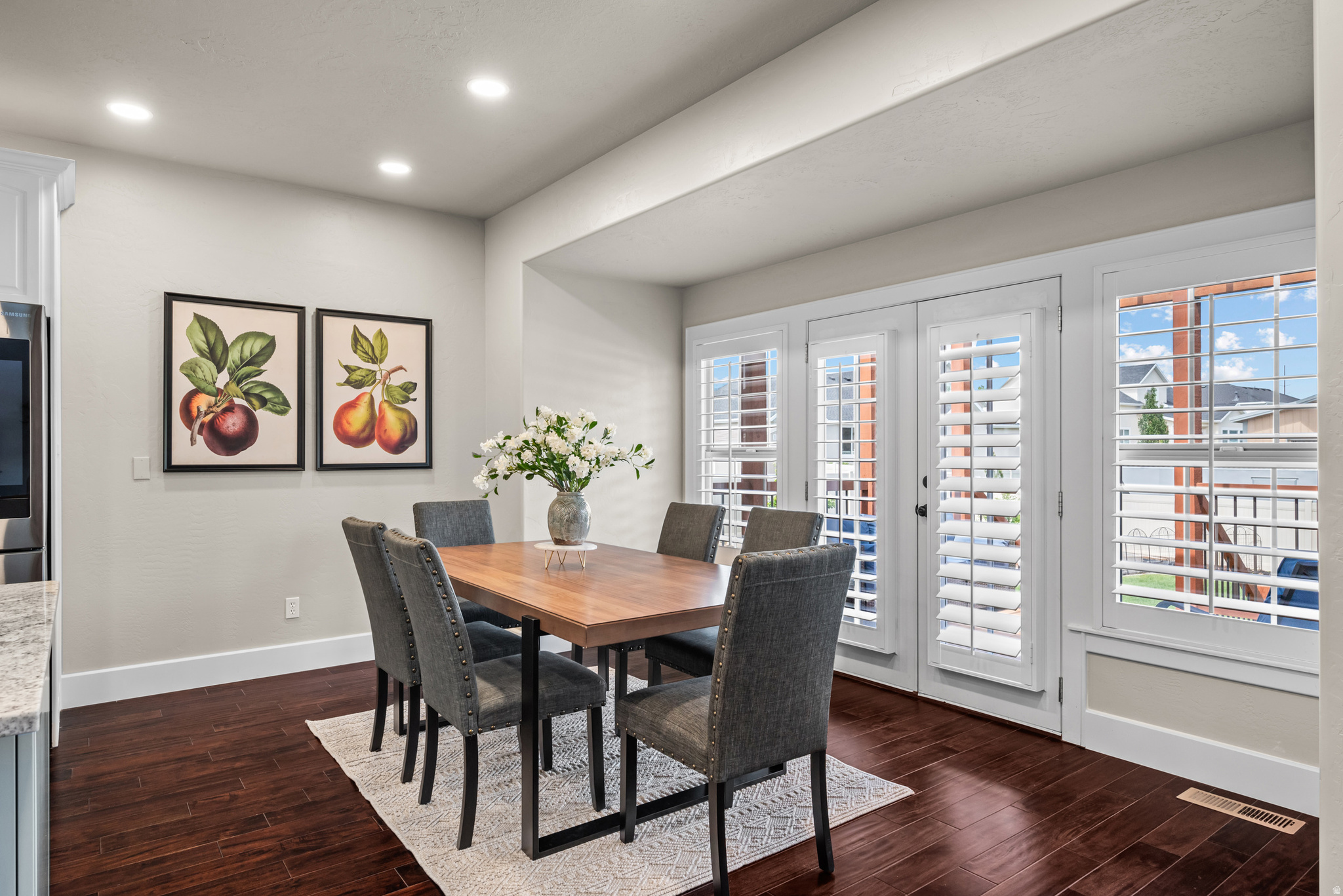 QUAIL HOLLOW - Residential