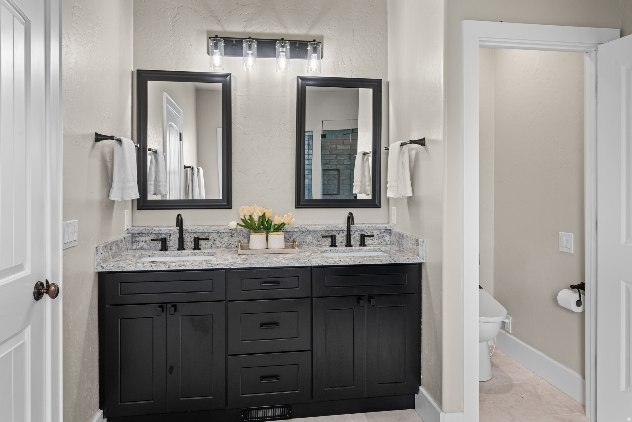 QUAIL HOLLOW - Residential