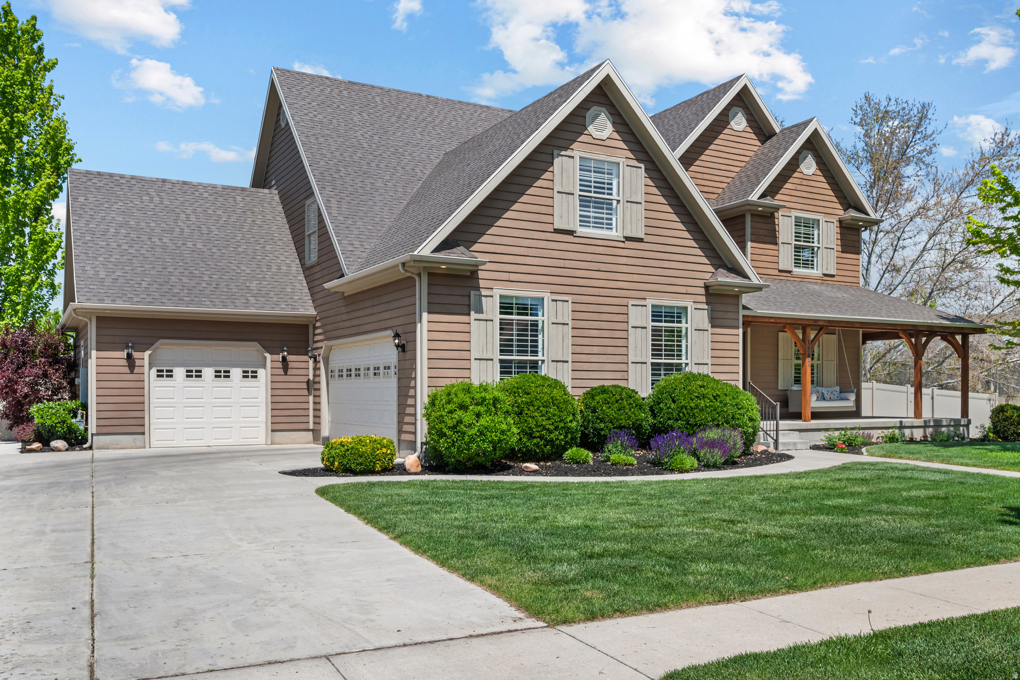 QUAIL HOLLOW - Residential
