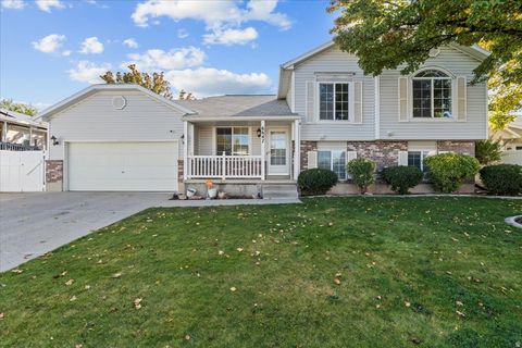 Photo of 6647 W HERDON WAY S, West Valley City, UT 84128 (MLS # 2120036) Photo of 6647 W HERDON WAY S, West Valley City, UT 84128 (MLS # 2120036)