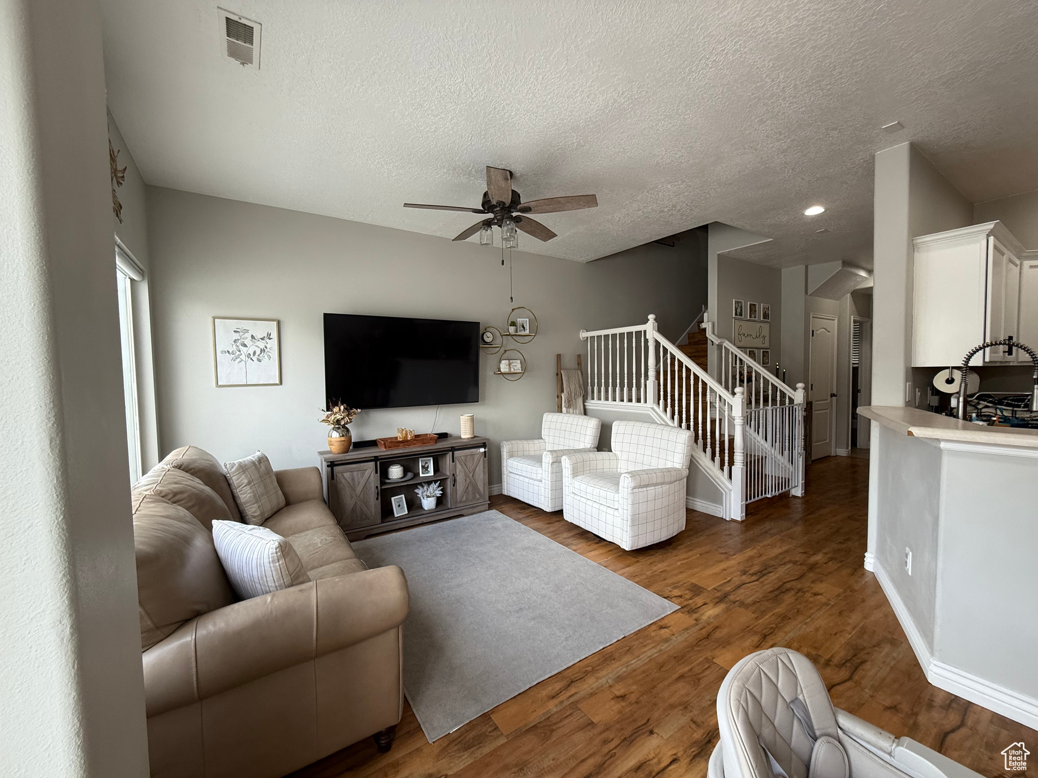 VINTAGE ON THE BLUFFS - Residential