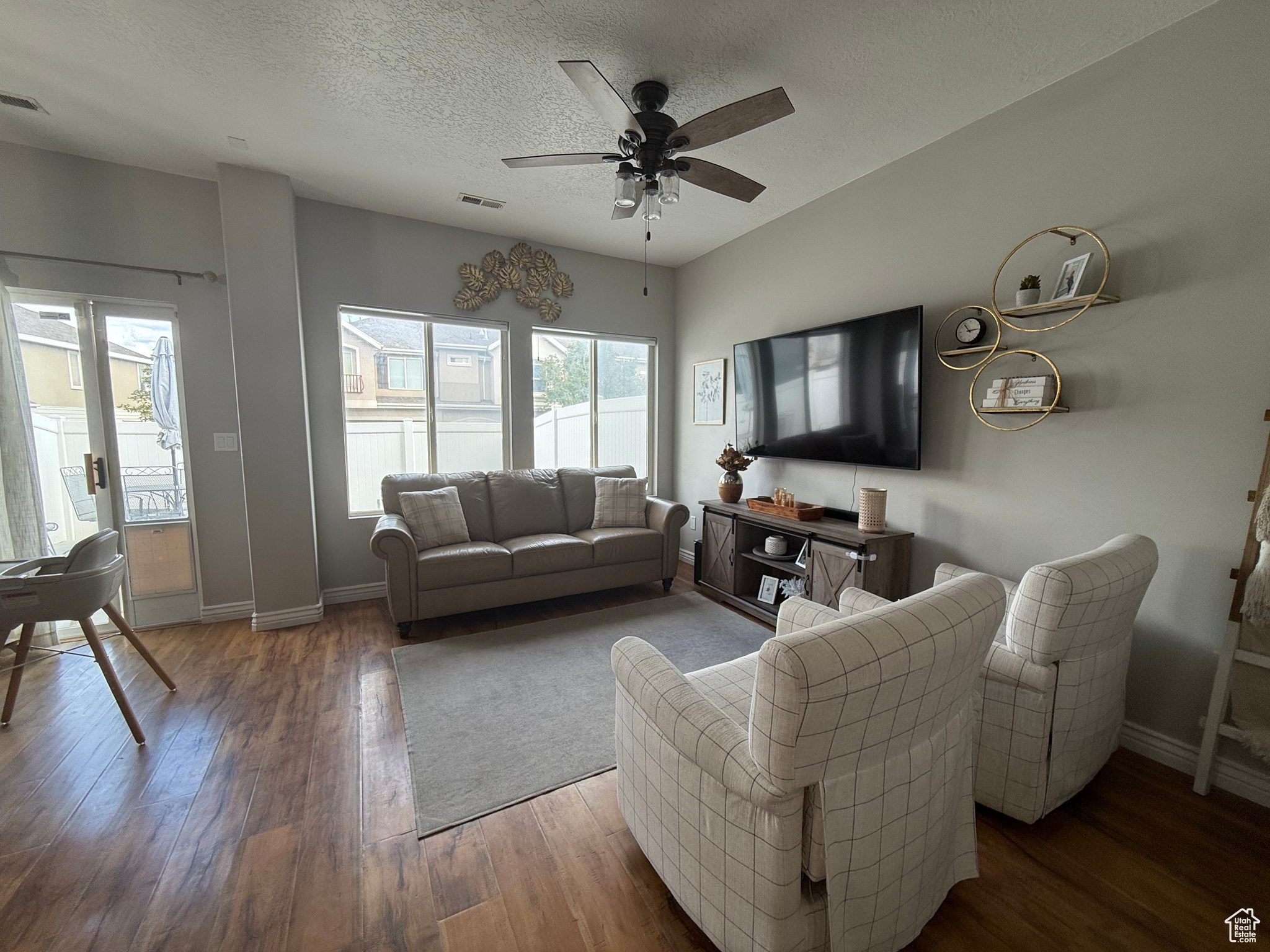 VINTAGE ON THE BLUFFS - Residential