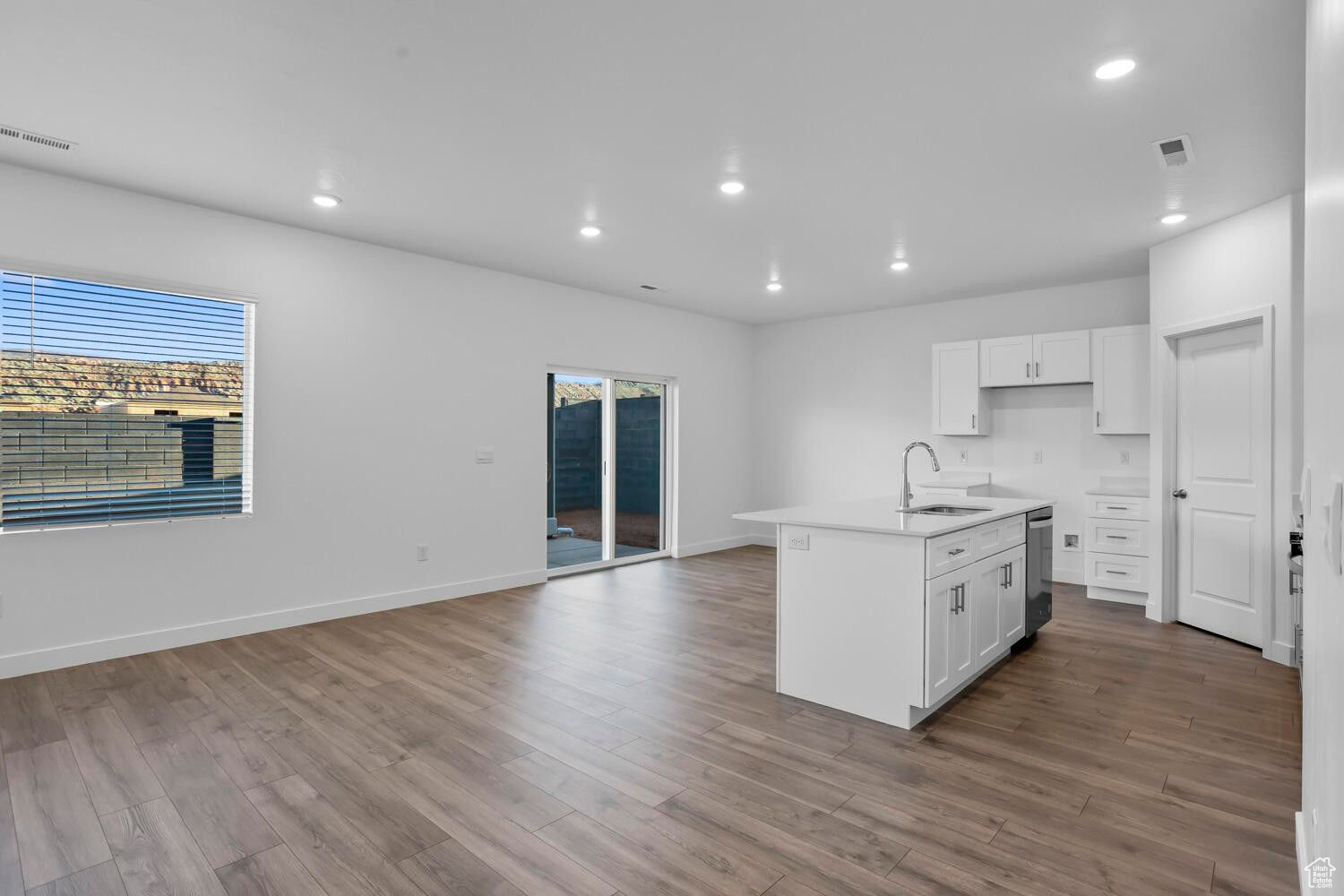 LONG VALLEY - Residential