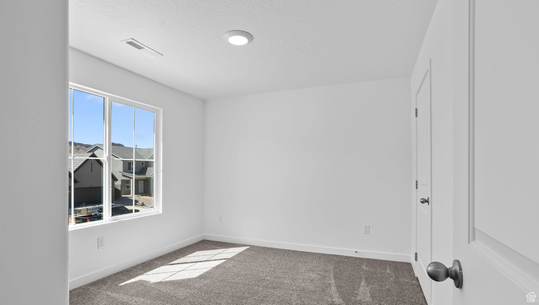 LONG VALLEY - Residential