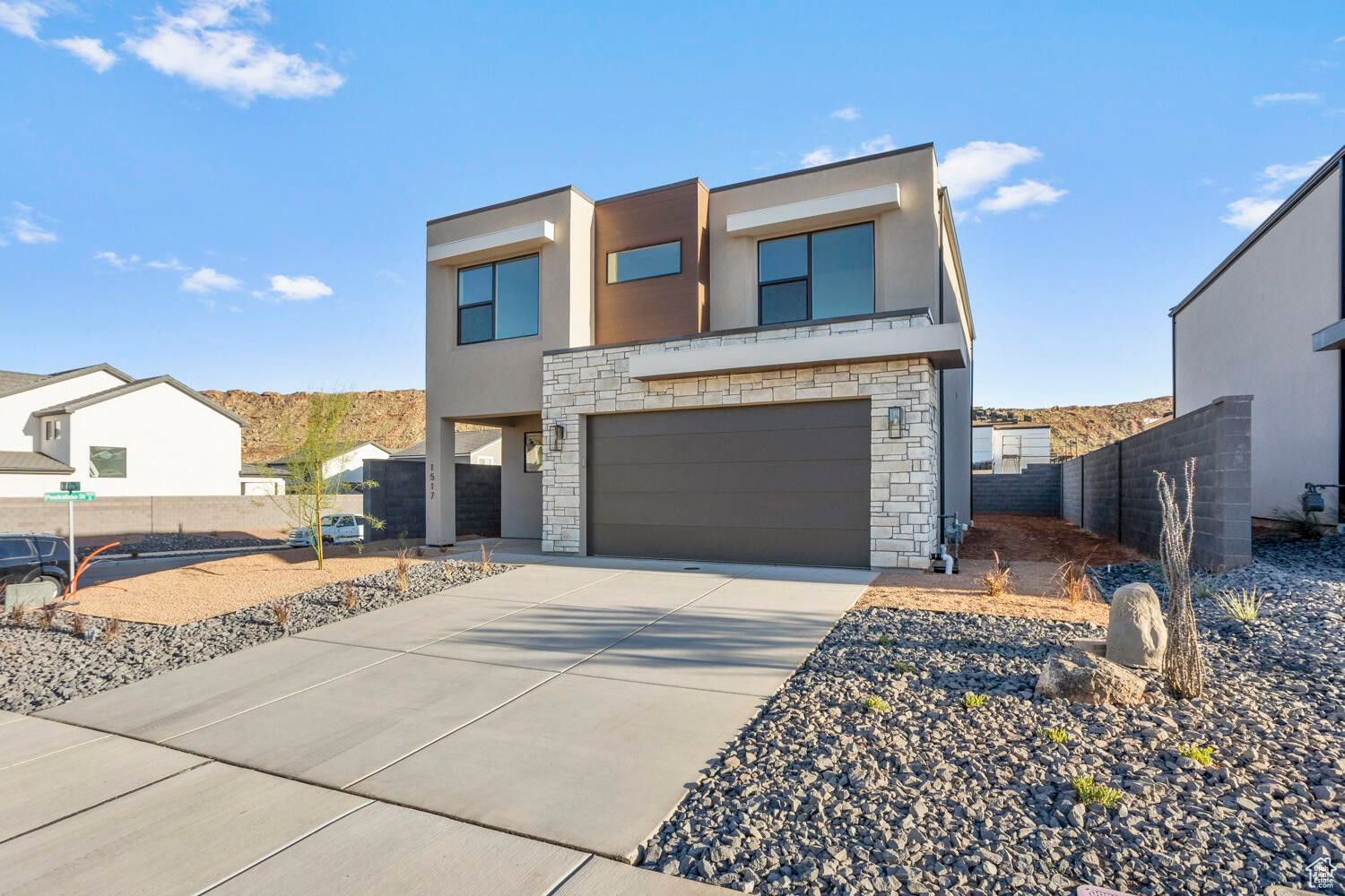 LONG VALLEY - Residential