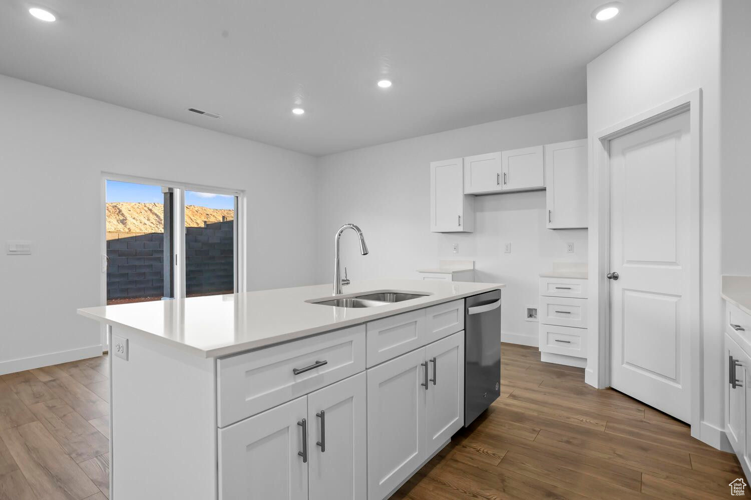 LONG VALLEY - Residential