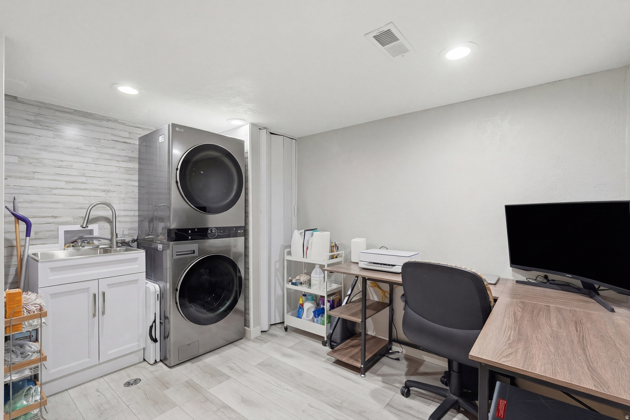 RIDGE SUB - Residential