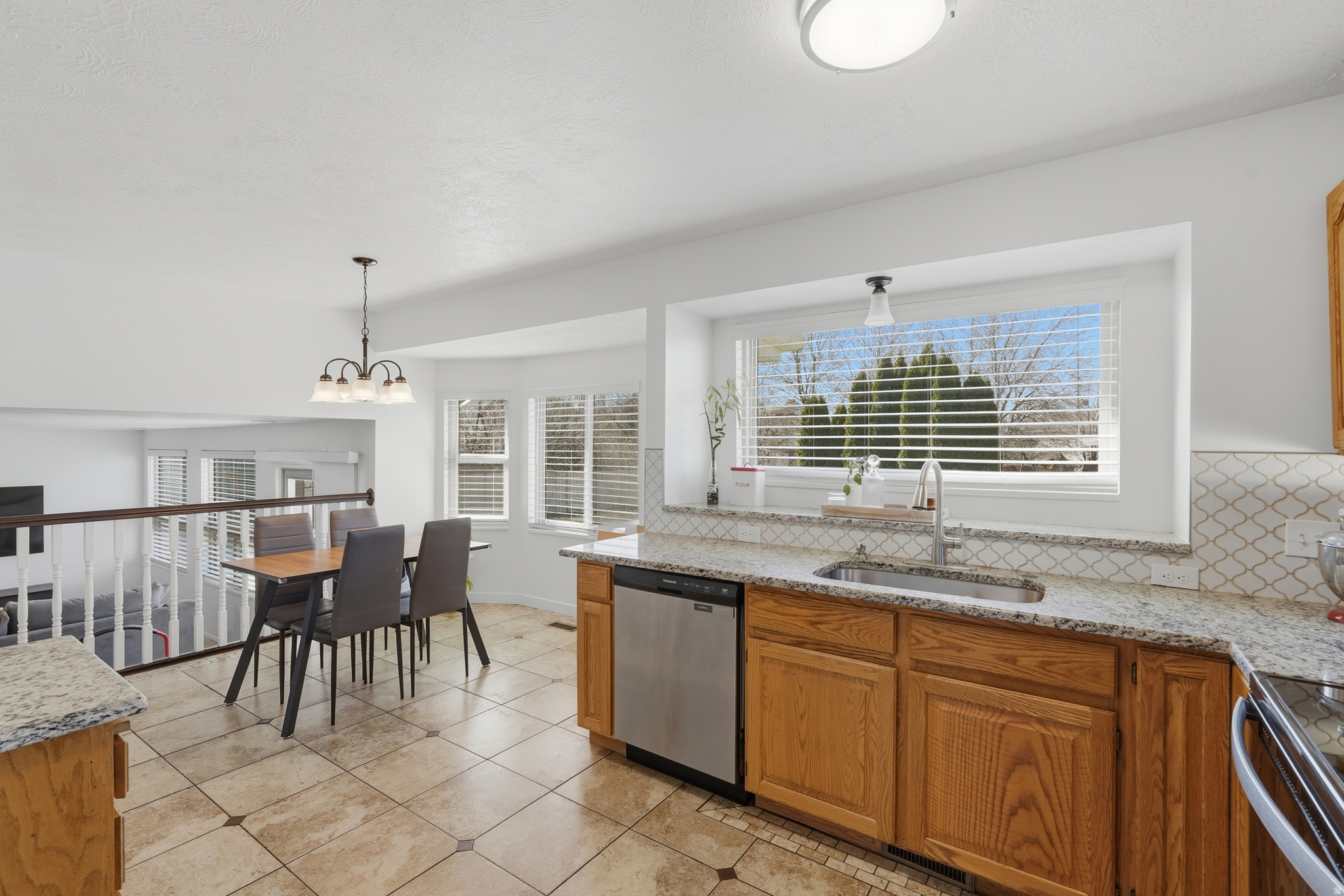 RIDGE SUB - Residential