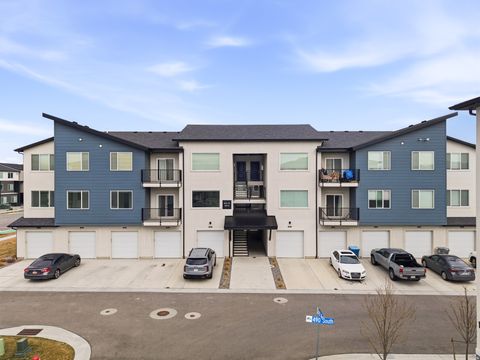 Condo For Sale - 1076 W 490 #204<br/> American Fork, UT 84003