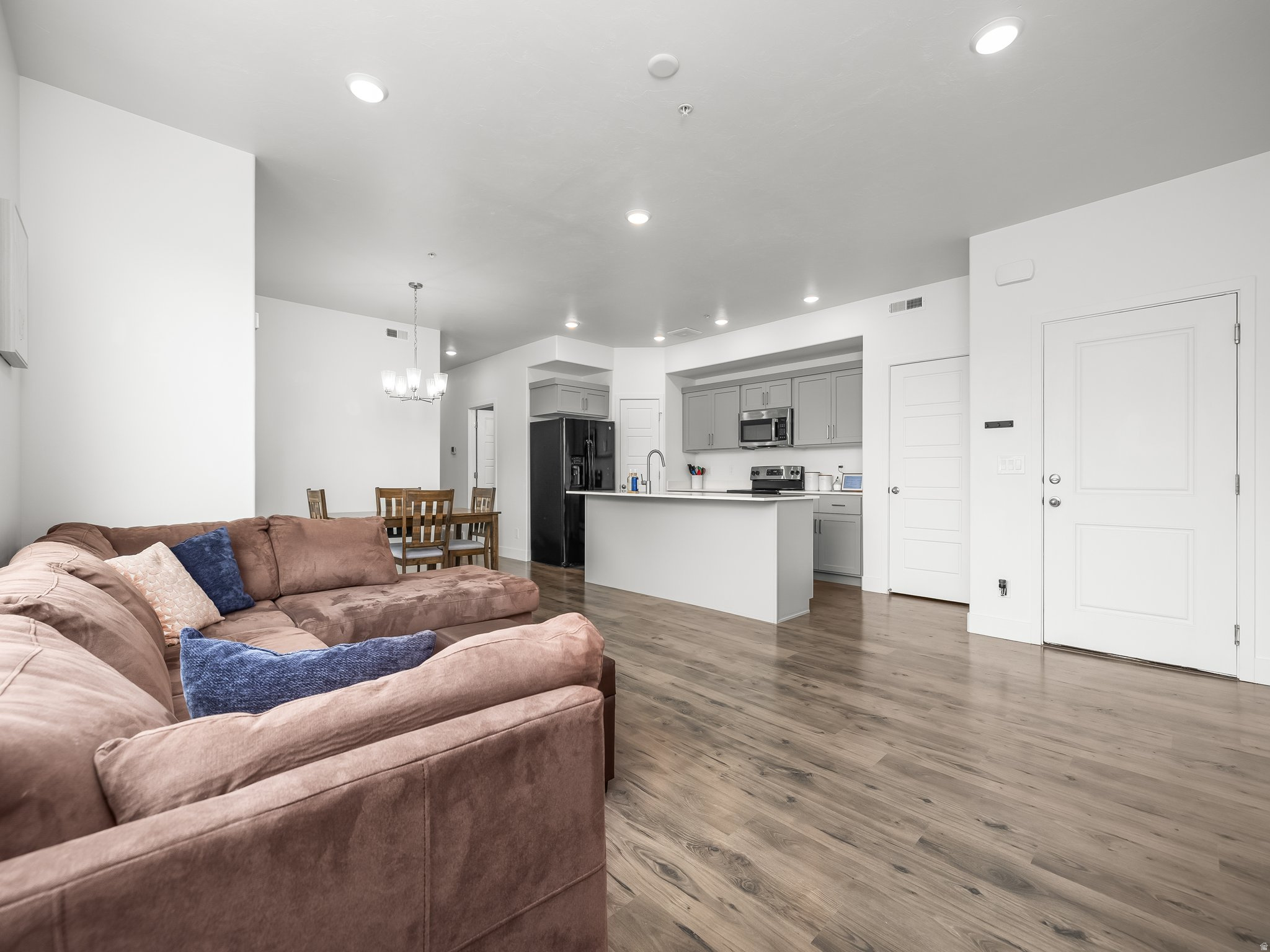 ROCKWELL RANCH - Residential