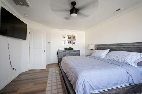 Tiny photo for 824 W SOUTHHAMPTON DR N, North Salt Lake, UT 84054 (MLS # 2147534)