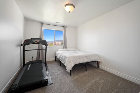 Tiny photo for 824 W SOUTHHAMPTON DR N, North Salt Lake, UT 84054 (MLS # 2147534)