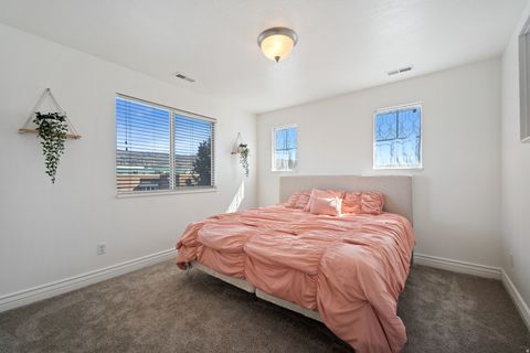 Tiny photo for 824 W SOUTHHAMPTON DR N, North Salt Lake, UT 84054 (MLS # 2147534)