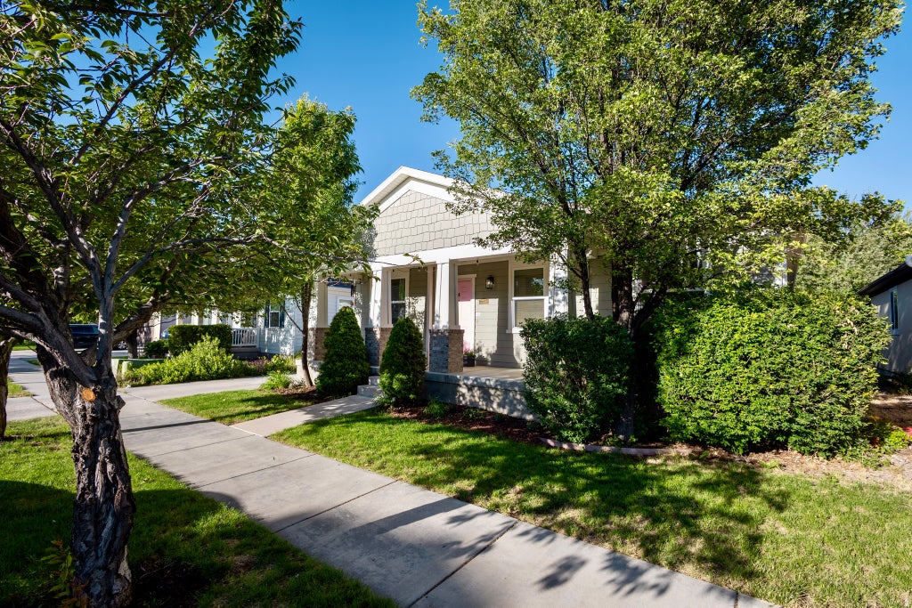 Photo of 11751 S LAKE RUN RD, South Jordan, UT 84009 (MLS # 2168057)