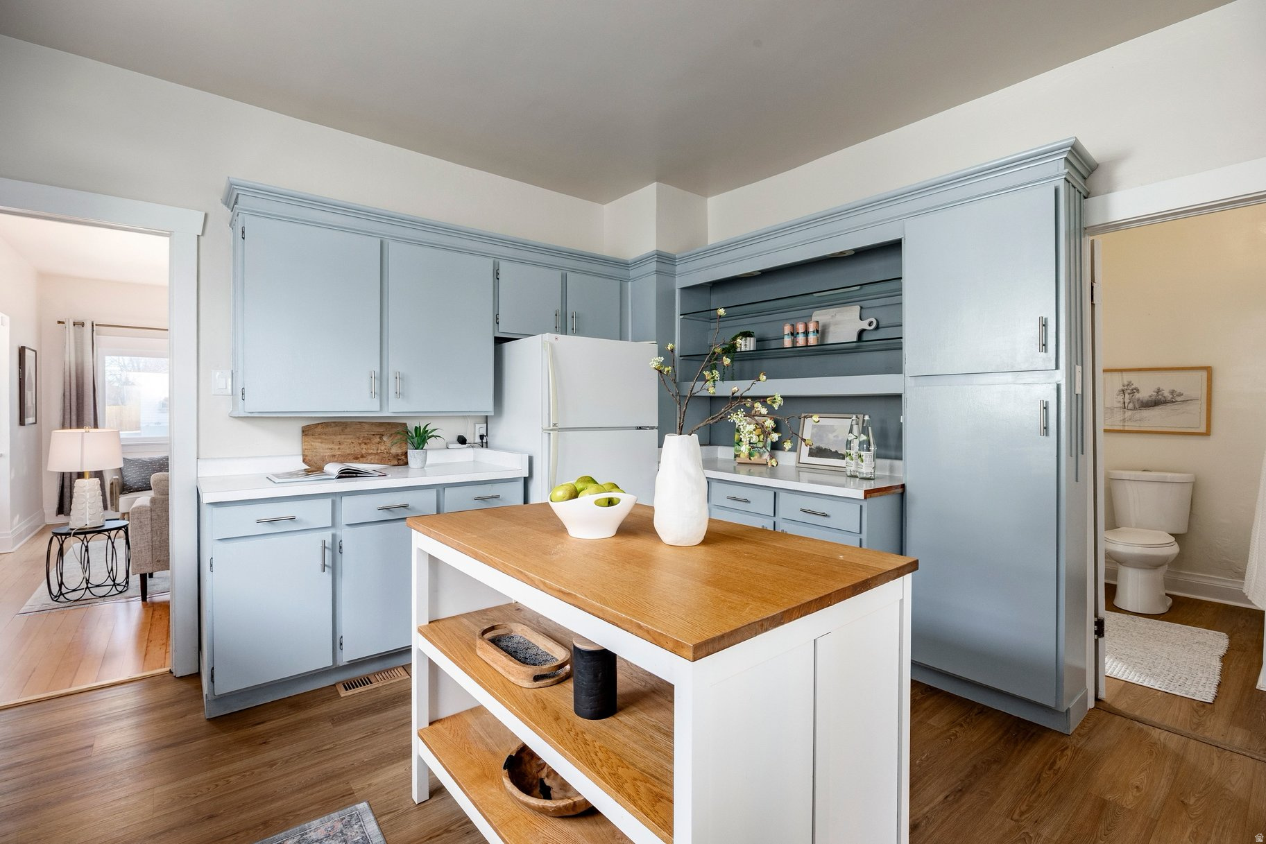 JACKSON SQUARE - Residential