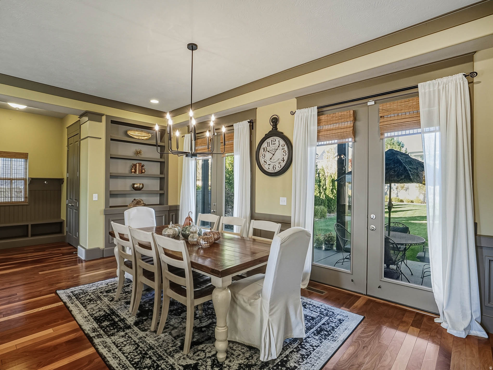 DAYBREAK - Residential