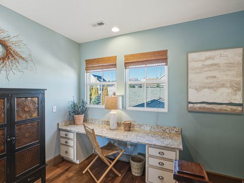 Tiny photo for 10566 S LAKE AVE, South Jordan, UT 84009 (MLS # 2120889)