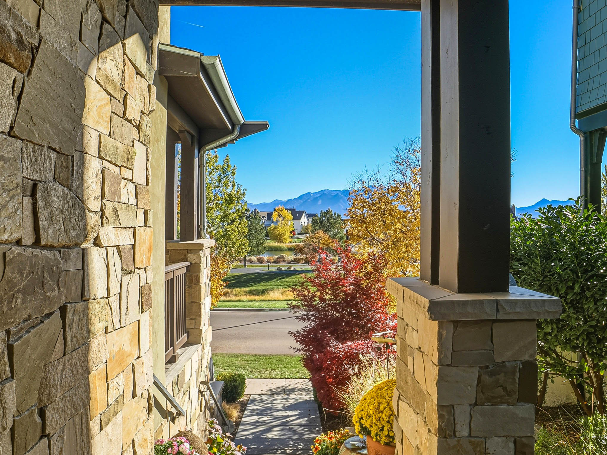 DAYBREAK - Residential