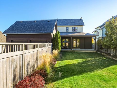 Tiny photo for 10566 S LAKE AVE, South Jordan, UT 84009 (MLS # 2120889)