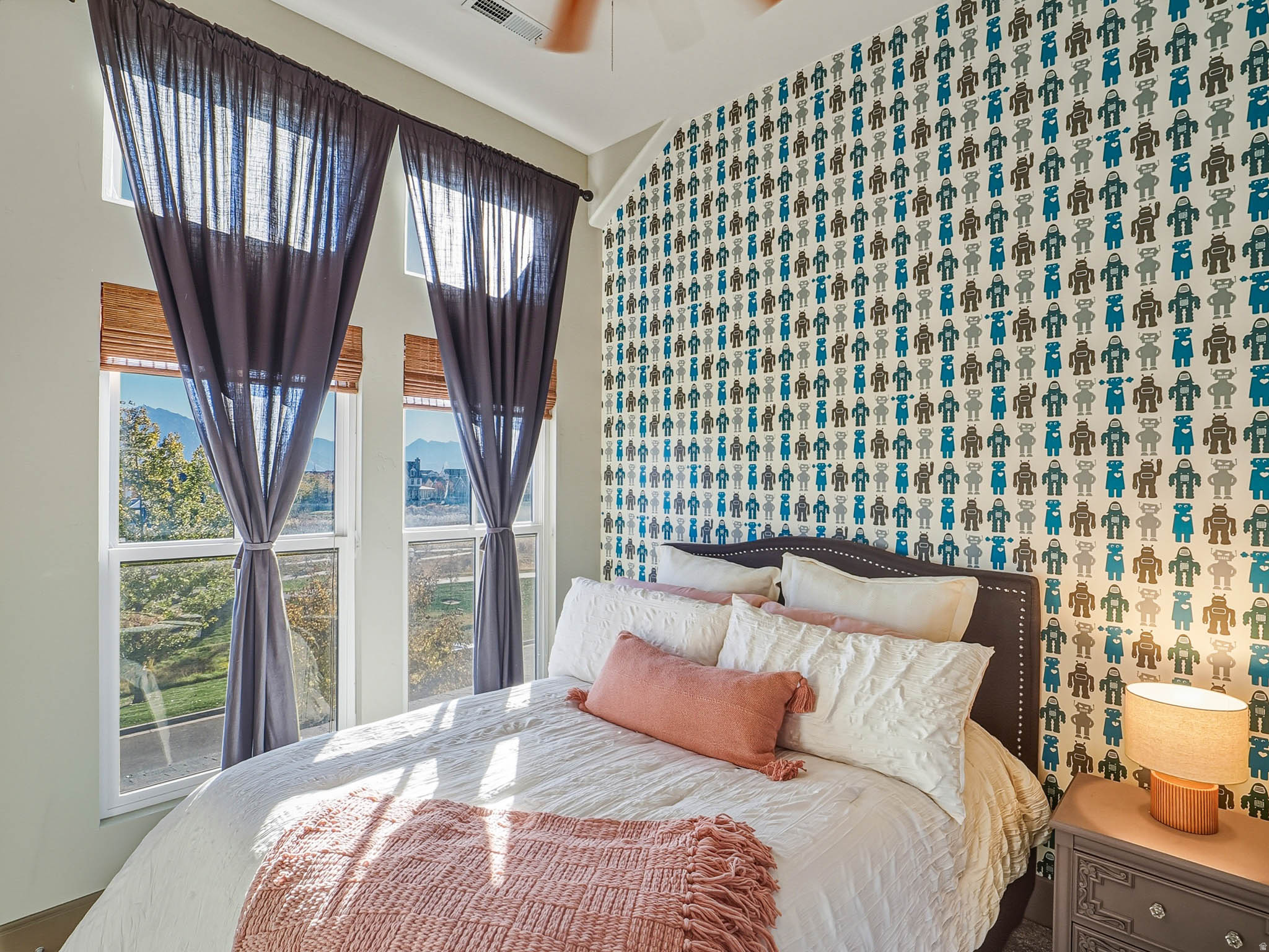 DAYBREAK - Residential