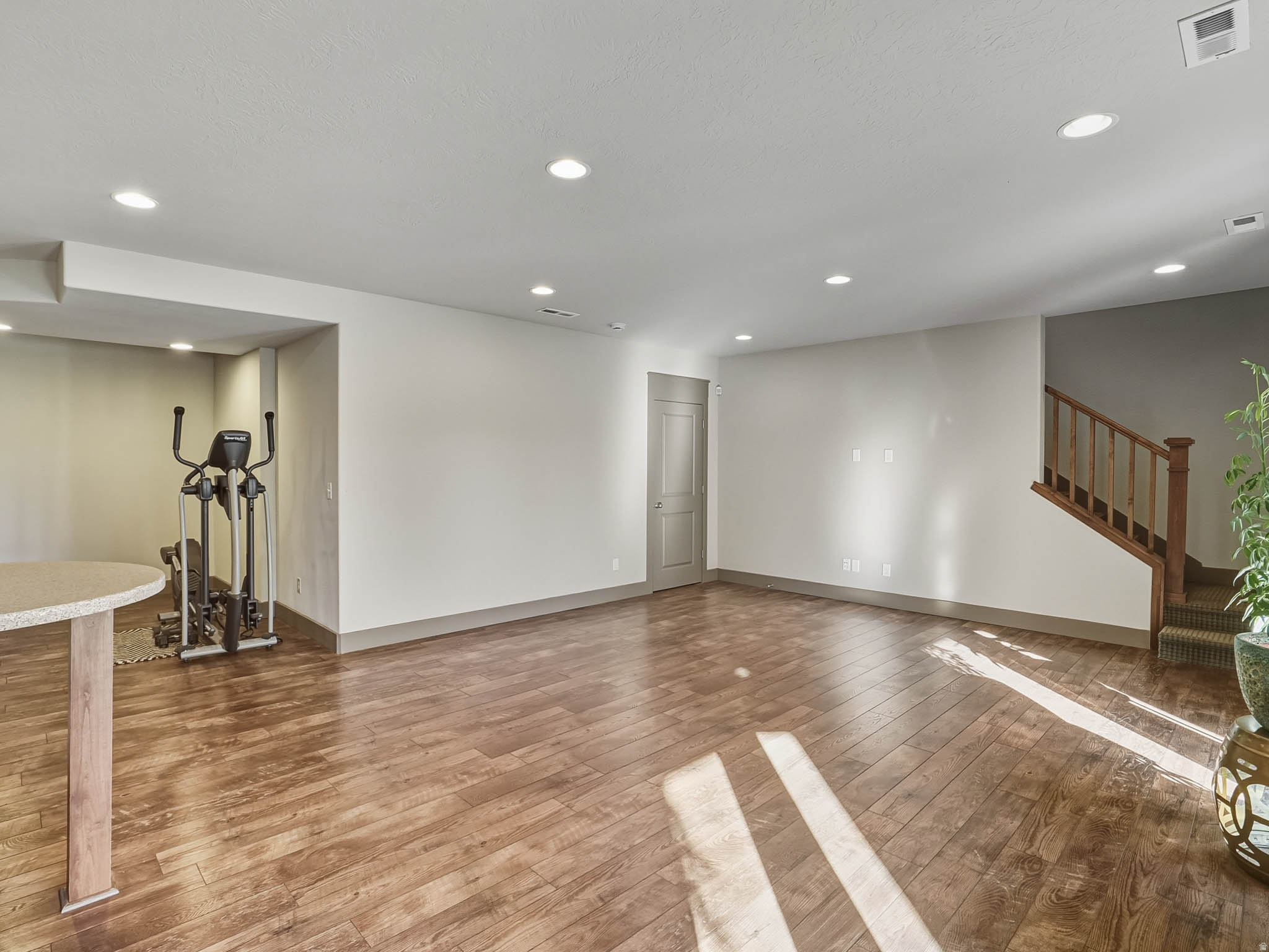 DAYBREAK - Residential