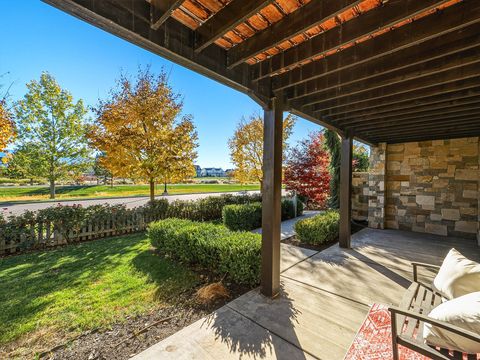 Tiny photo for 10566 S LAKE AVE, South Jordan, UT 84009 (MLS # 2120889)