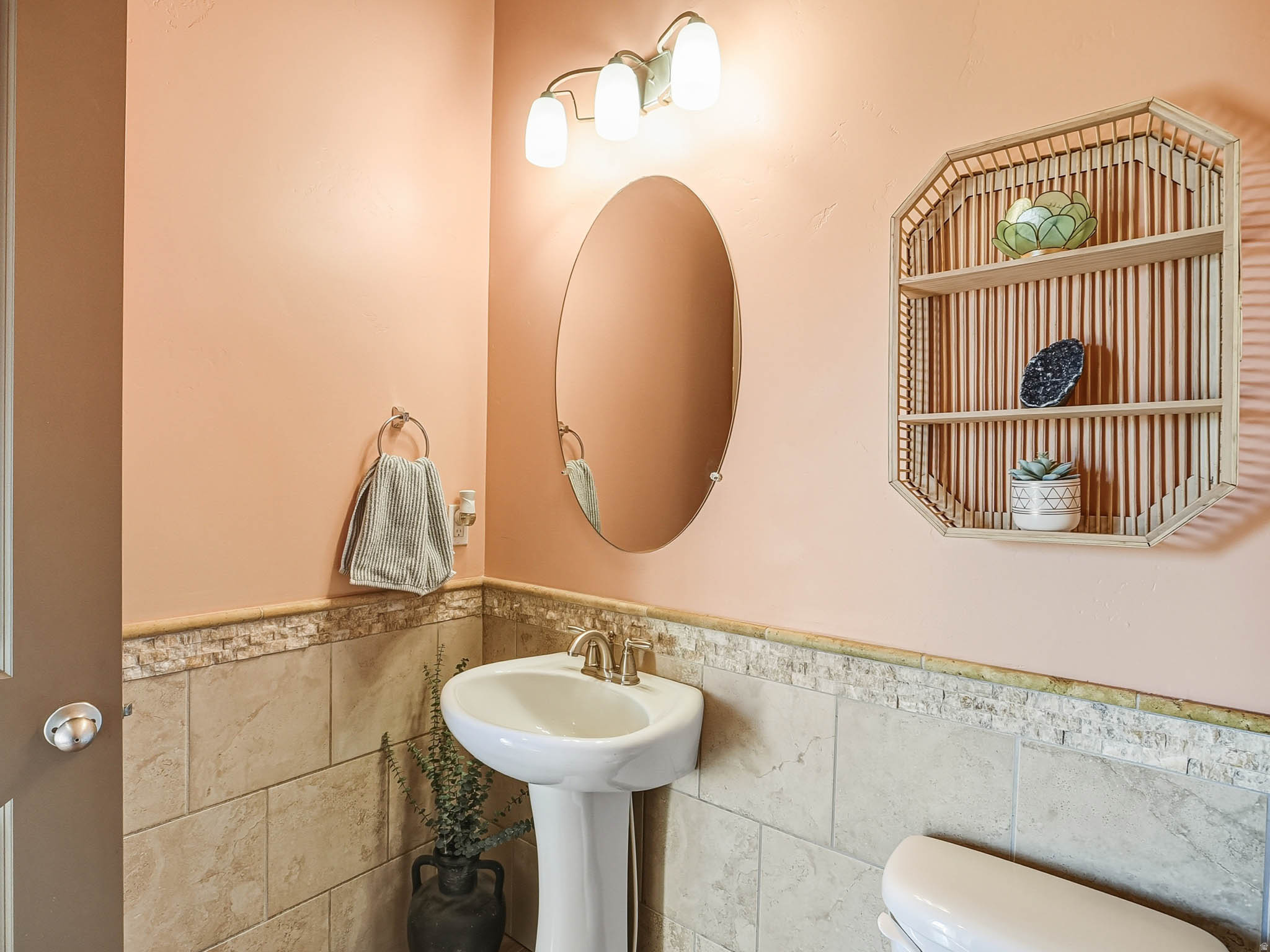 DAYBREAK - Residential