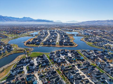 Tiny photo for 10566 S LAKE AVE, South Jordan, UT 84009 (MLS # 2120889)