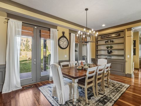 Tiny photo for 10566 S LAKE AVE, South Jordan, UT 84009 (MLS # 2120889)