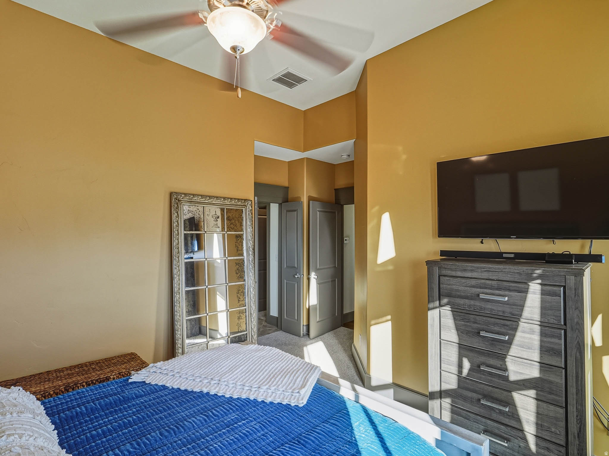 DAYBREAK - Residential