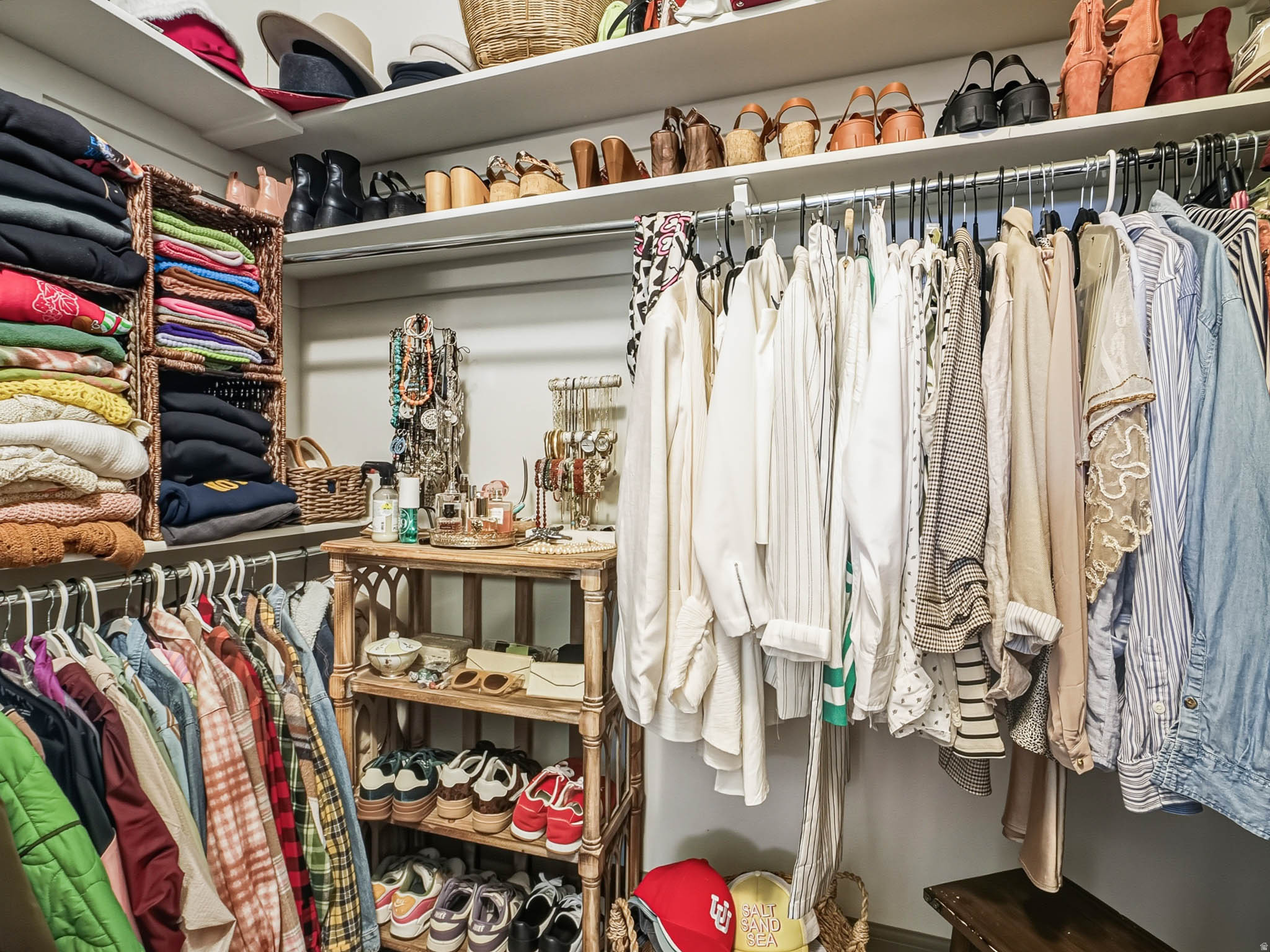 DAYBREAK - Residential