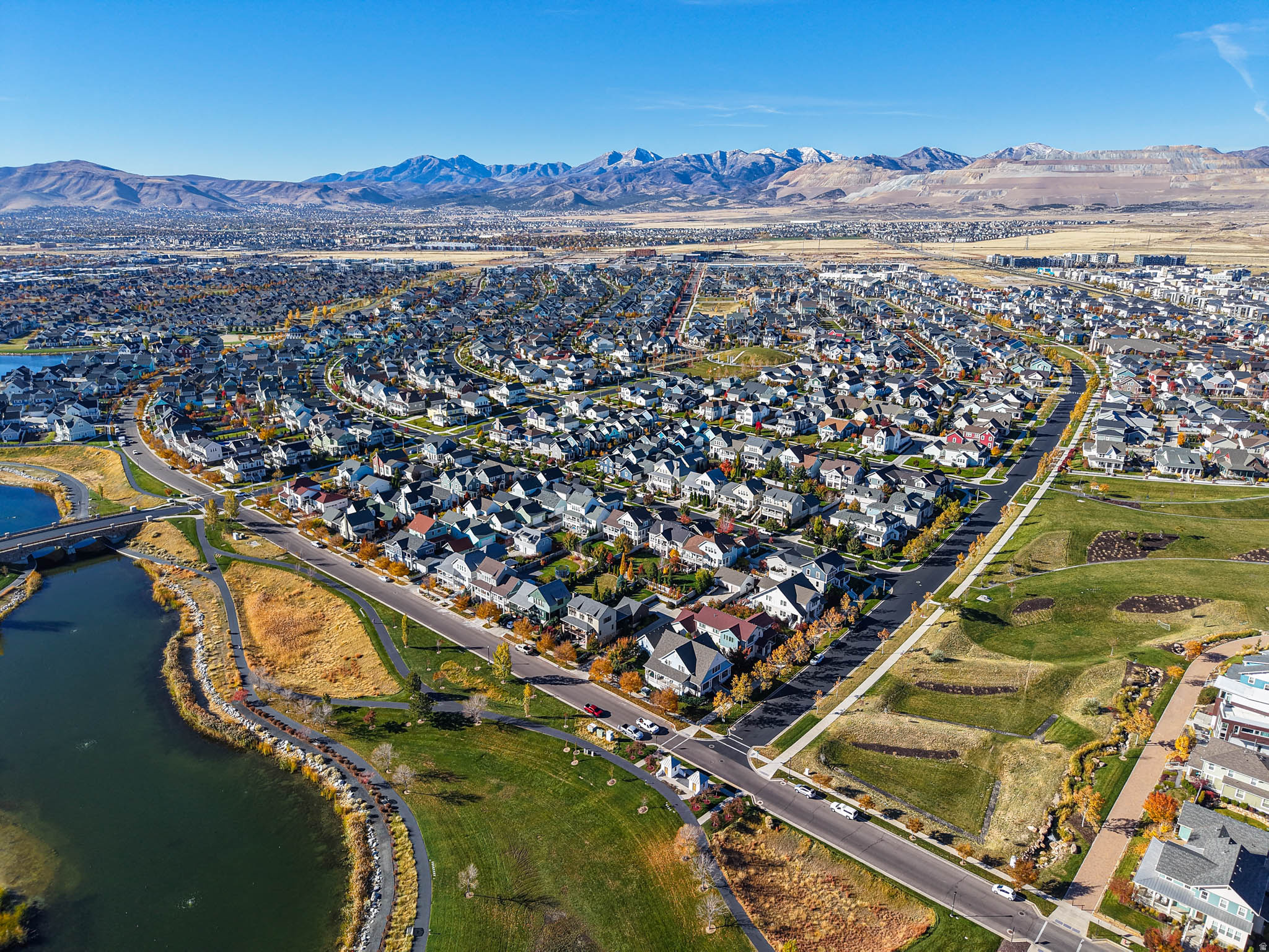 DAYBREAK - Residential