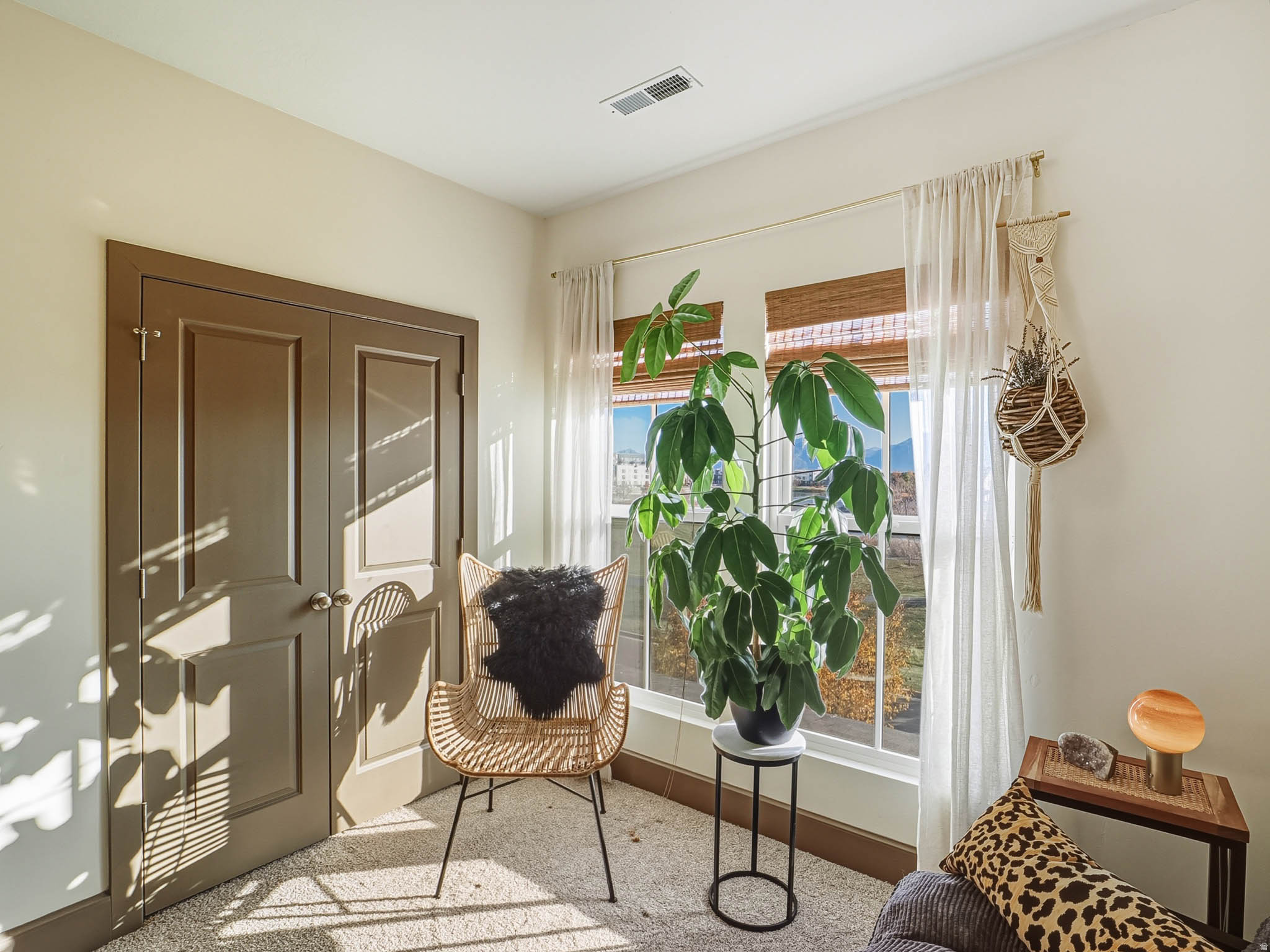 DAYBREAK - Residential