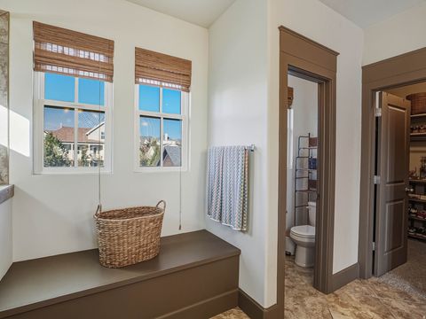 Tiny photo for 10566 S LAKE AVE, South Jordan, UT 84009 (MLS # 2120889)