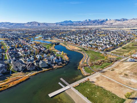 Tiny photo for 10566 S LAKE AVE, South Jordan, UT 84009 (MLS # 2120889)