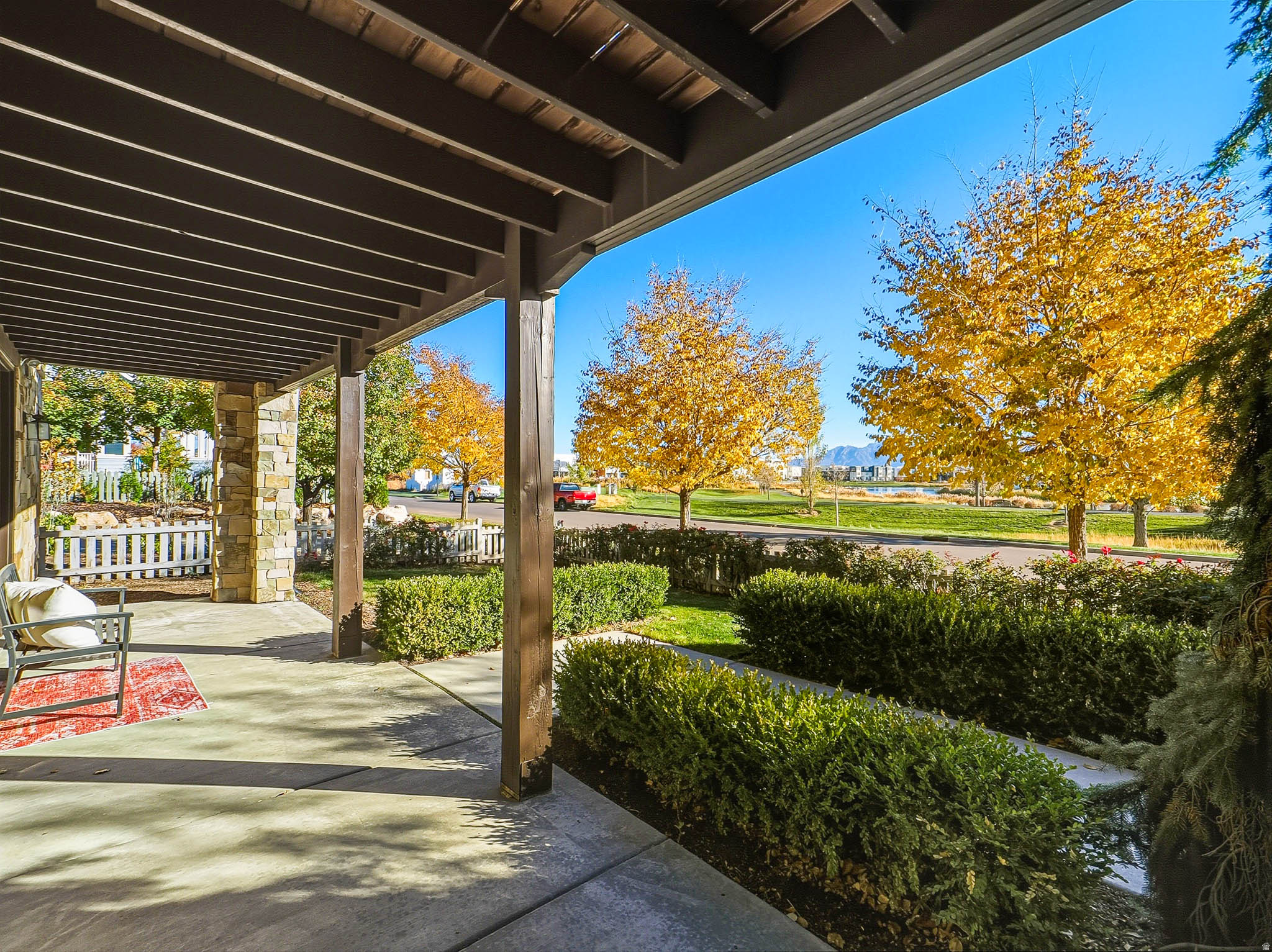 DAYBREAK - Residential