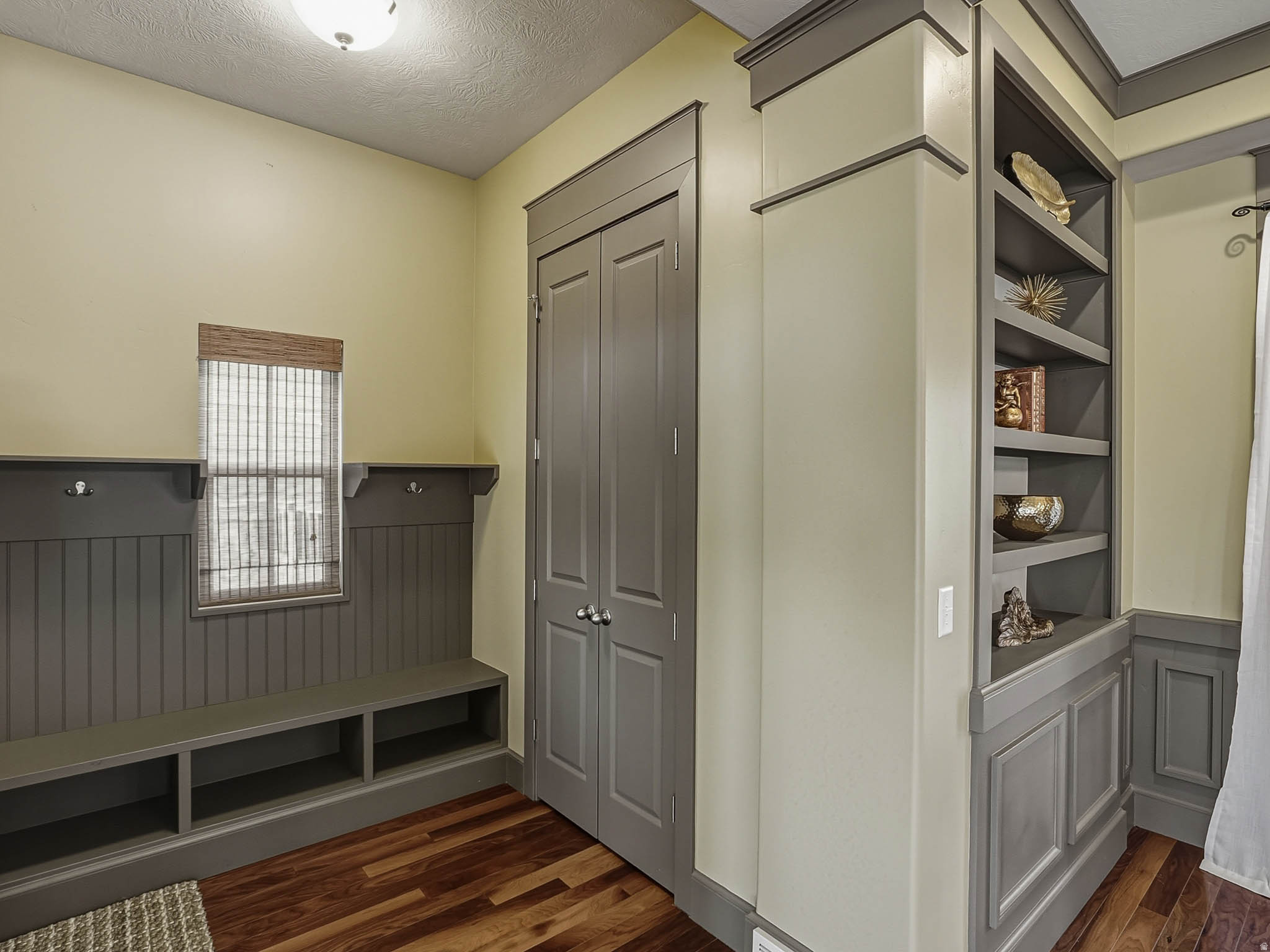 DAYBREAK - Residential