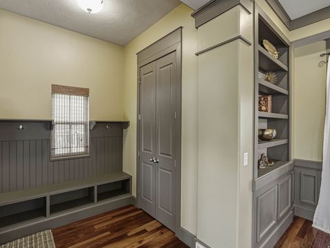 Tiny photo for 10566 S LAKE AVE, South Jordan, UT 84009 (MLS # 2120889)