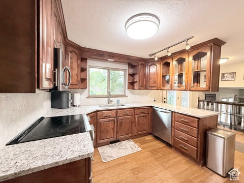 Tiny photo for 4852 S 850 E, South Ogden, UT 84403 (MLS # 2182811)