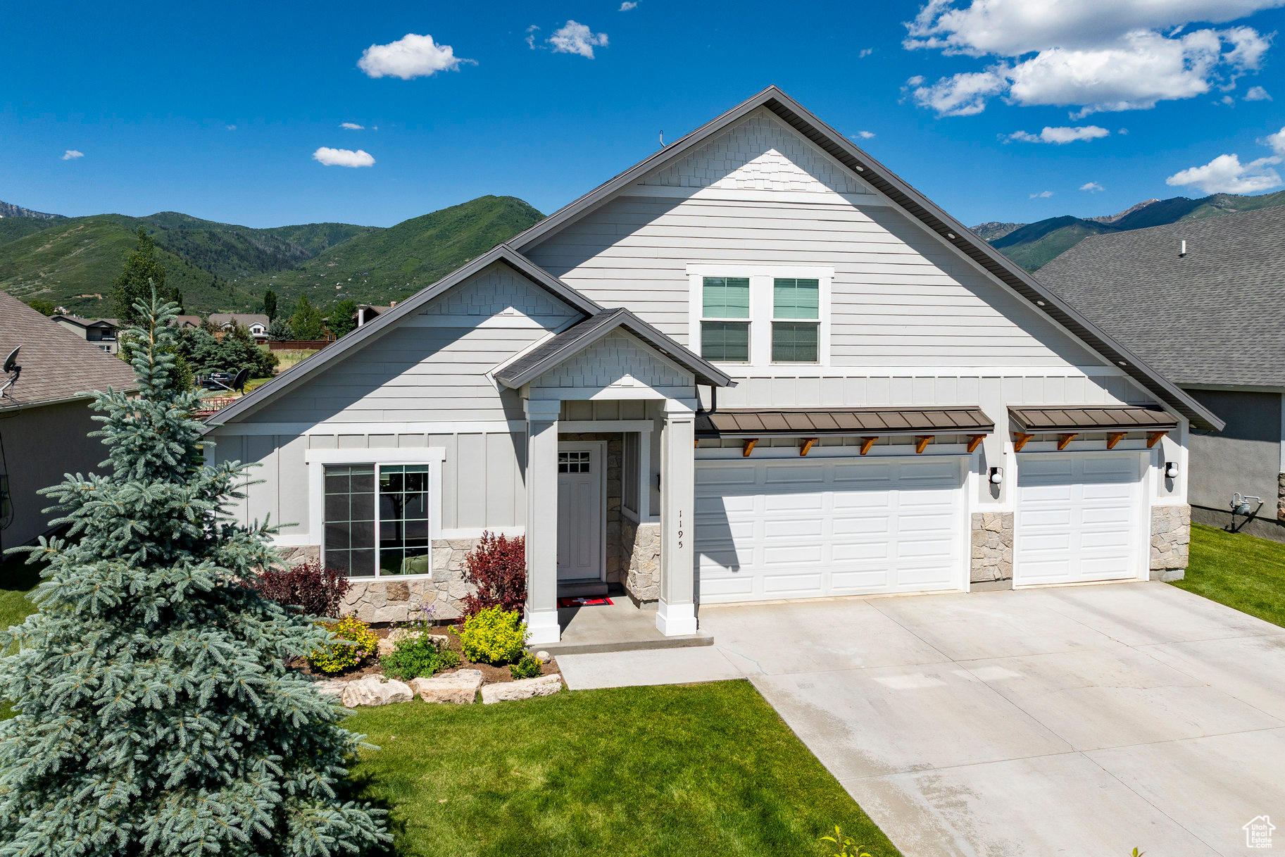 SCOTCH FIELDS - Residential