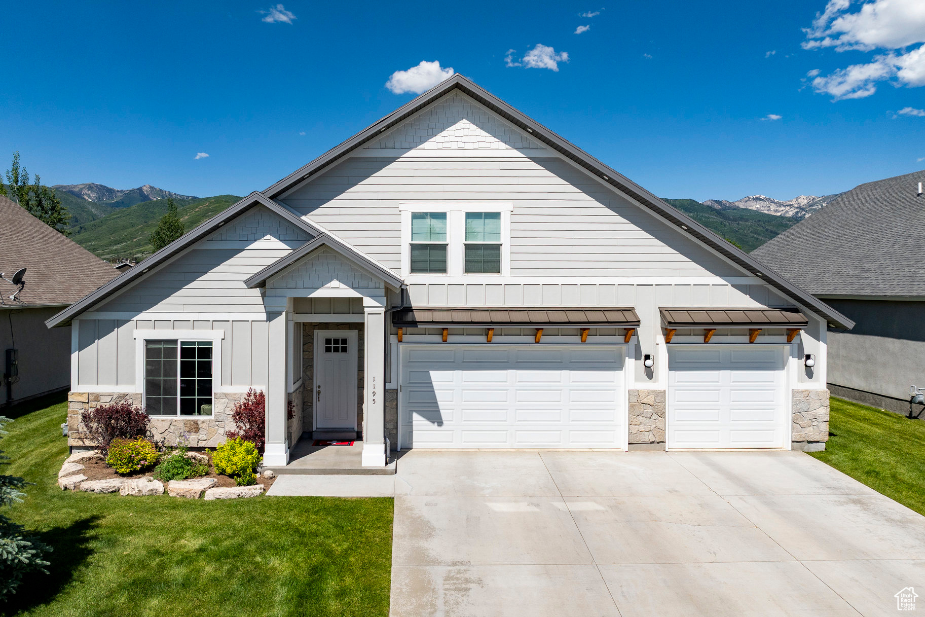 SCOTCH FIELDS - Residential