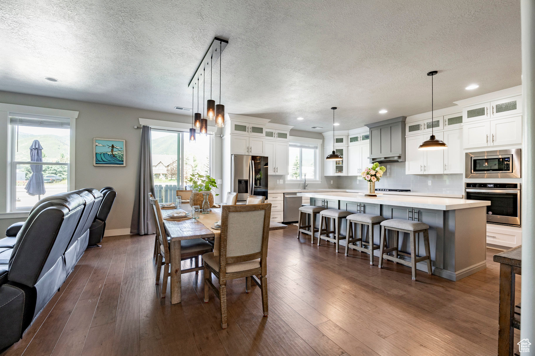SCOTCH FIELDS - Residential