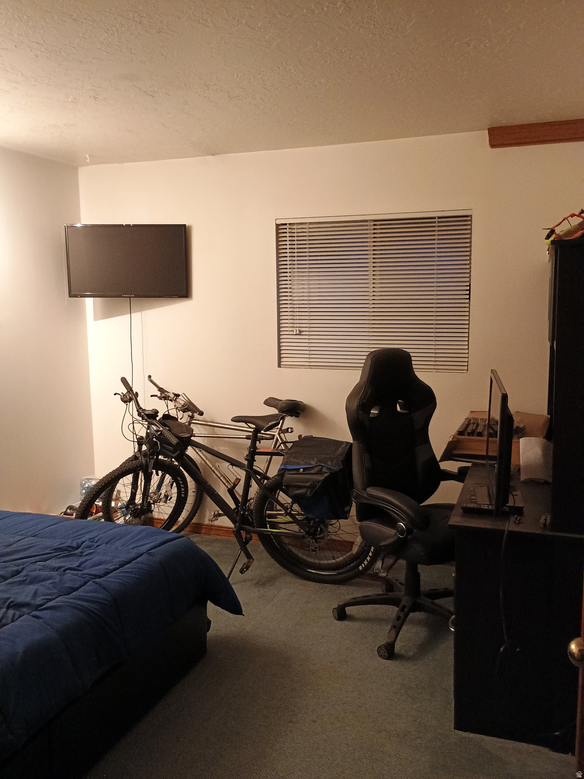 FAIRLANE HEIGHTS - Residential