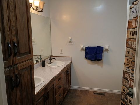 Tiny photo for 4043 W CONTINENTAL DR, West Valley City, UT 84120 (MLS # 2123391)