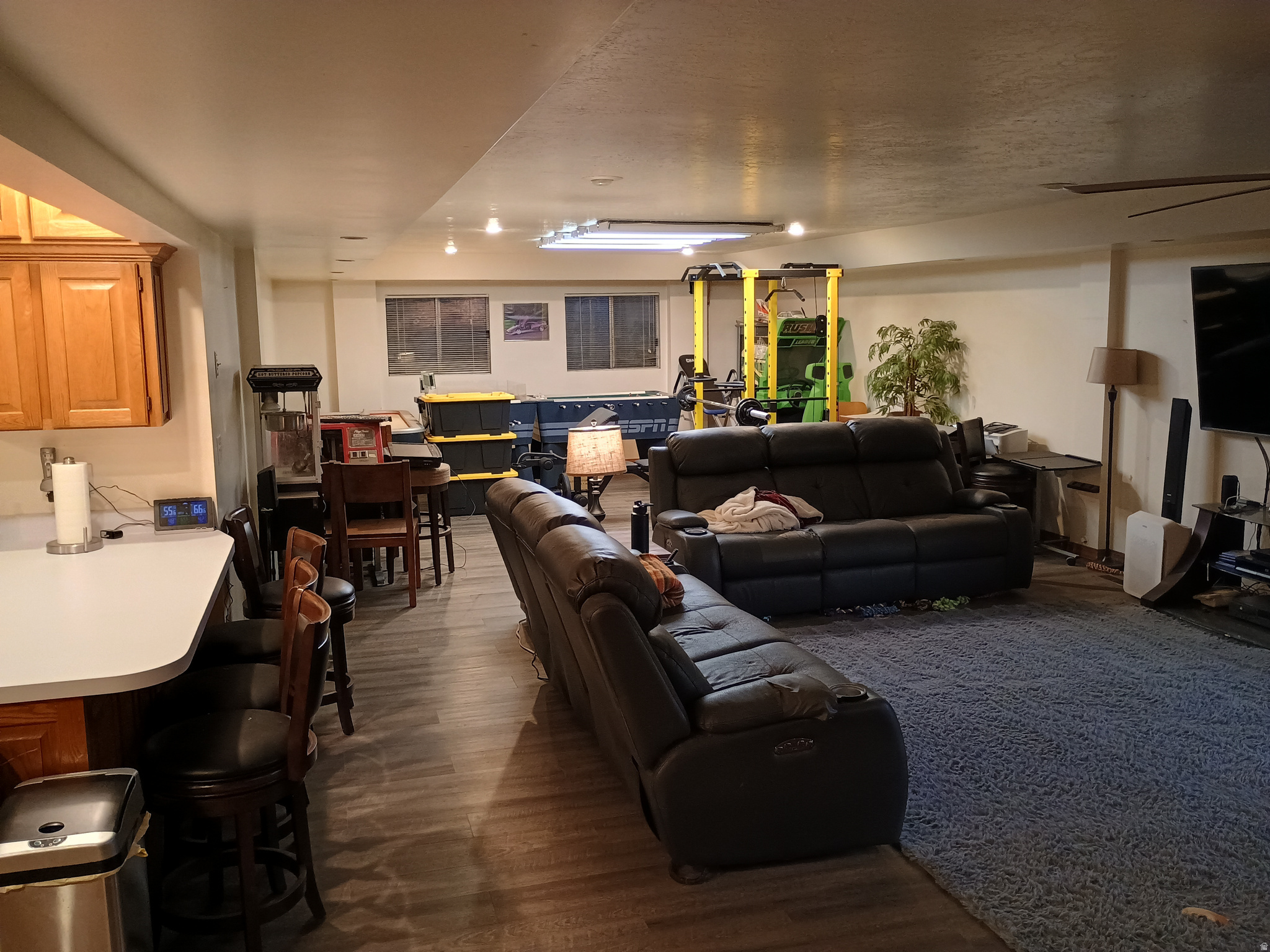 FAIRLANE HEIGHTS - Residential