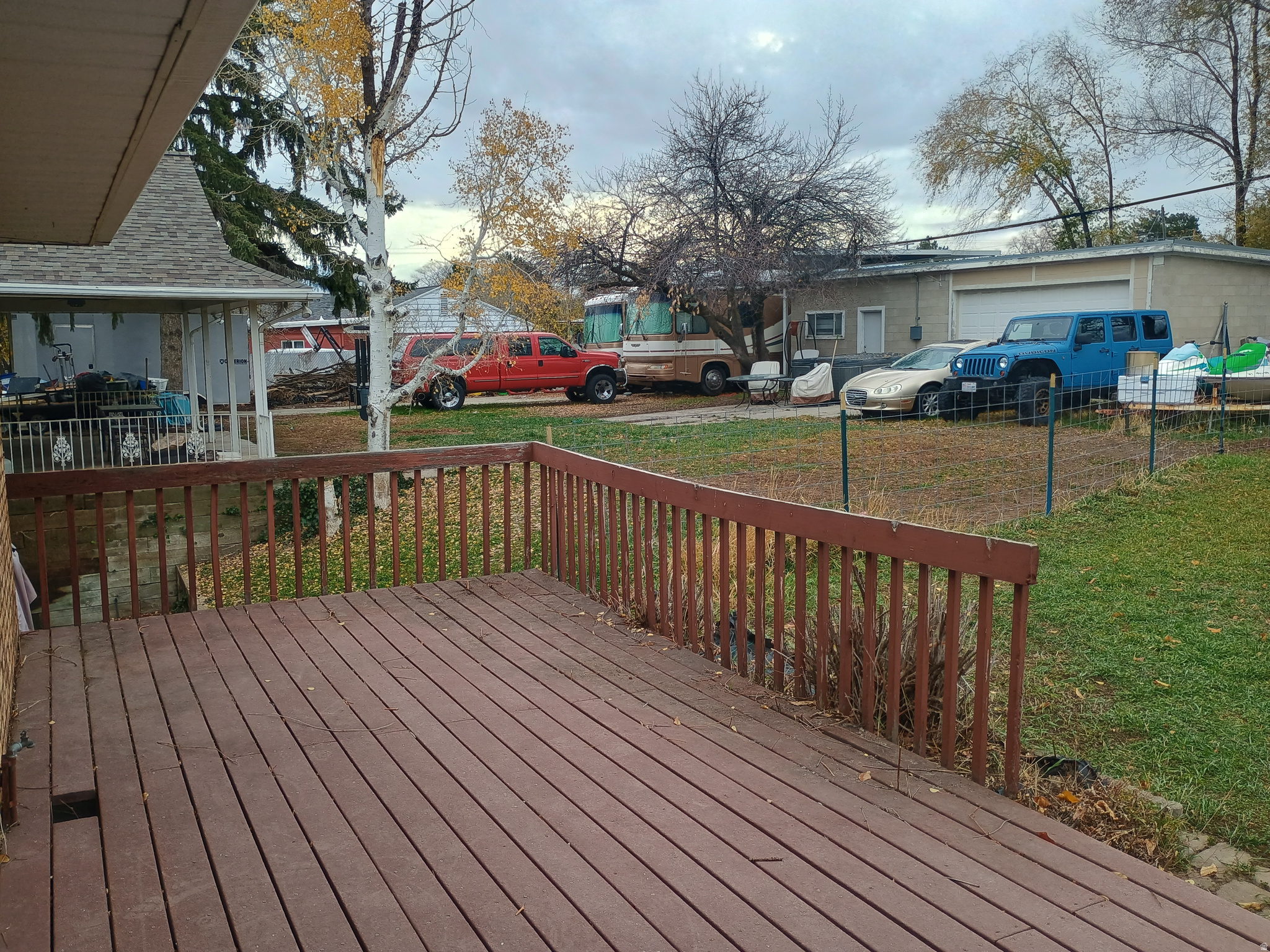 FAIRLANE HEIGHTS - Residential