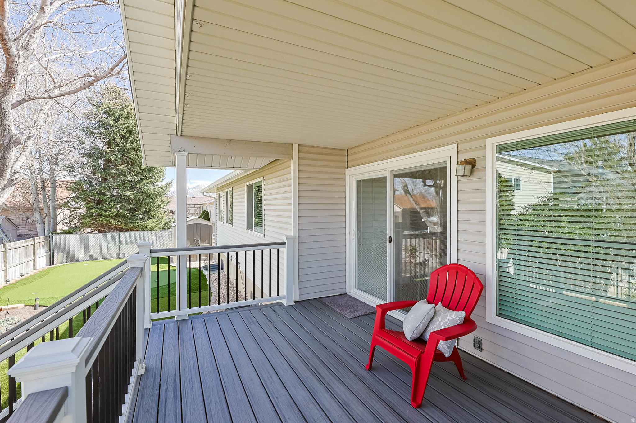 COUNTRY ESTA - Residential