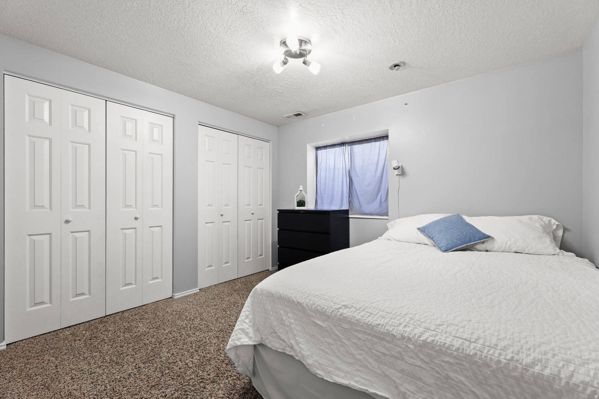 COUNTRY ESTA - Residential