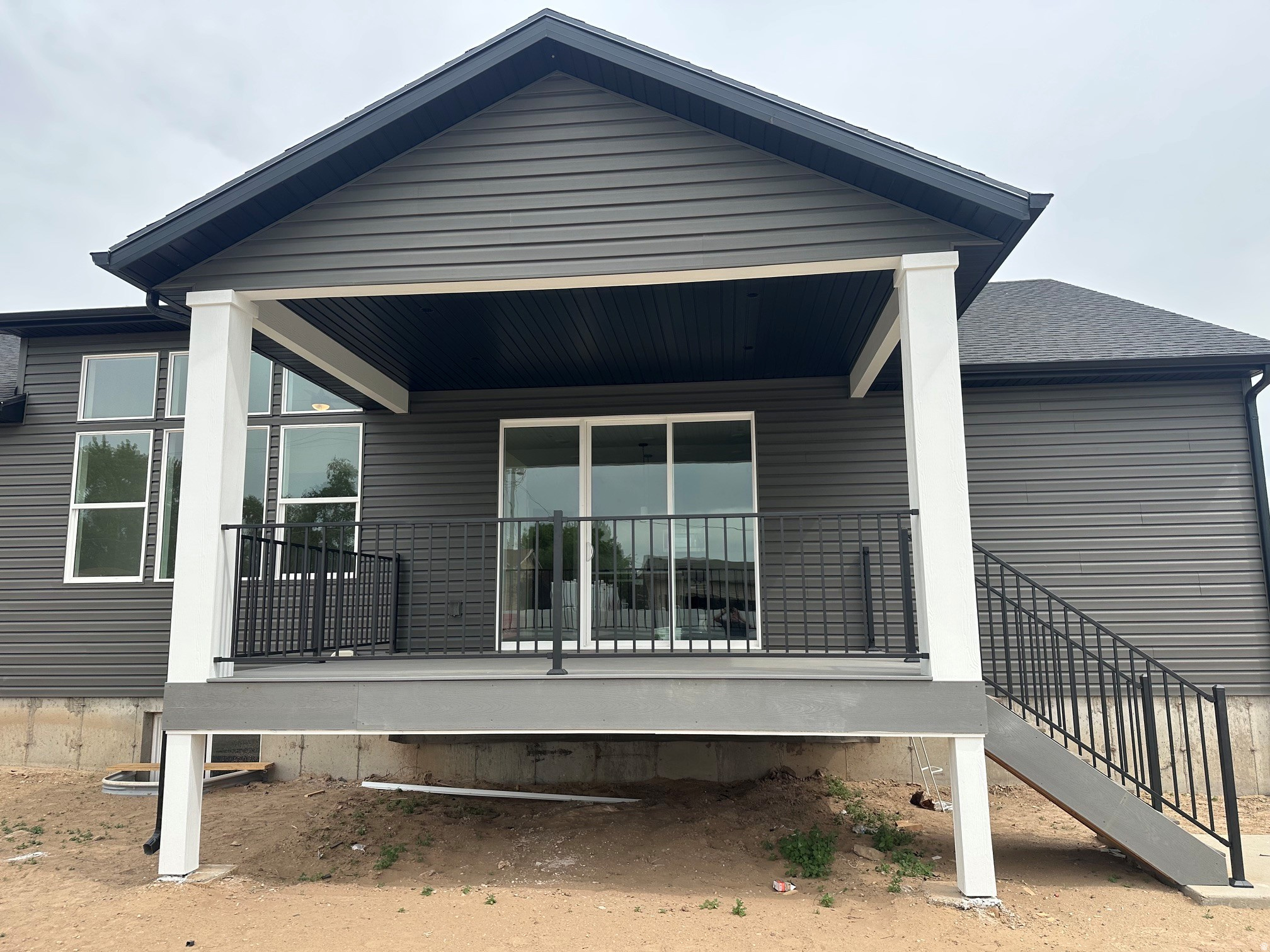 WEST FIELDS - Residential
