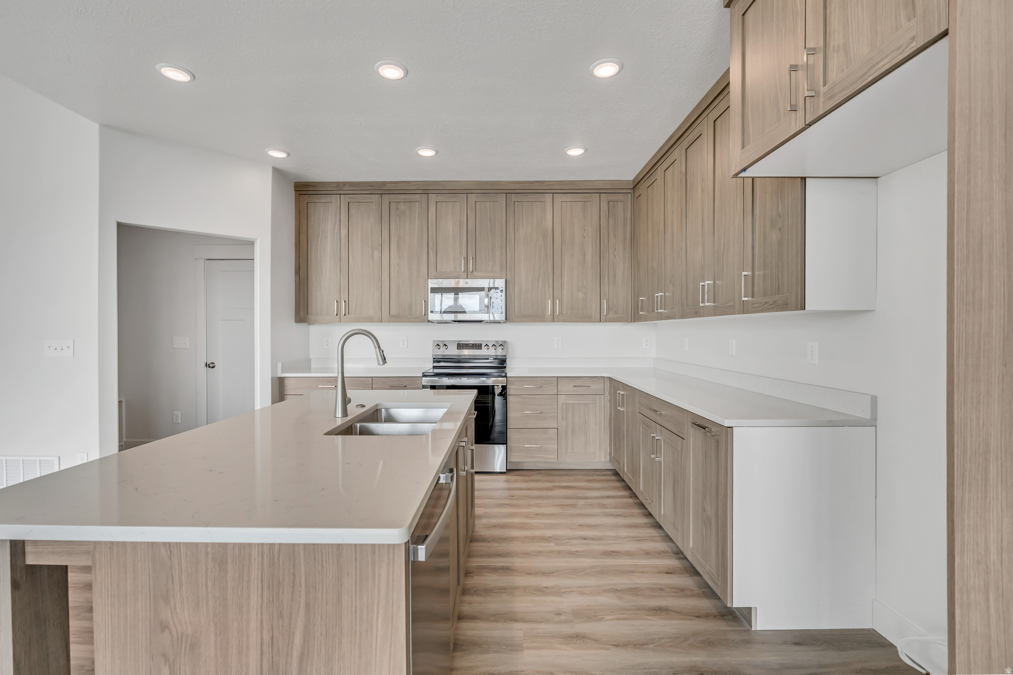 WEST FIELDS - Residential